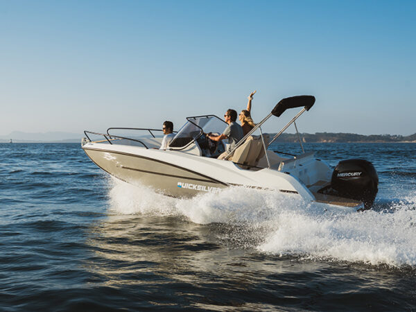 Quicksilver 625 Open